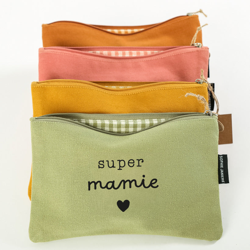 Trousse plate super mamie
