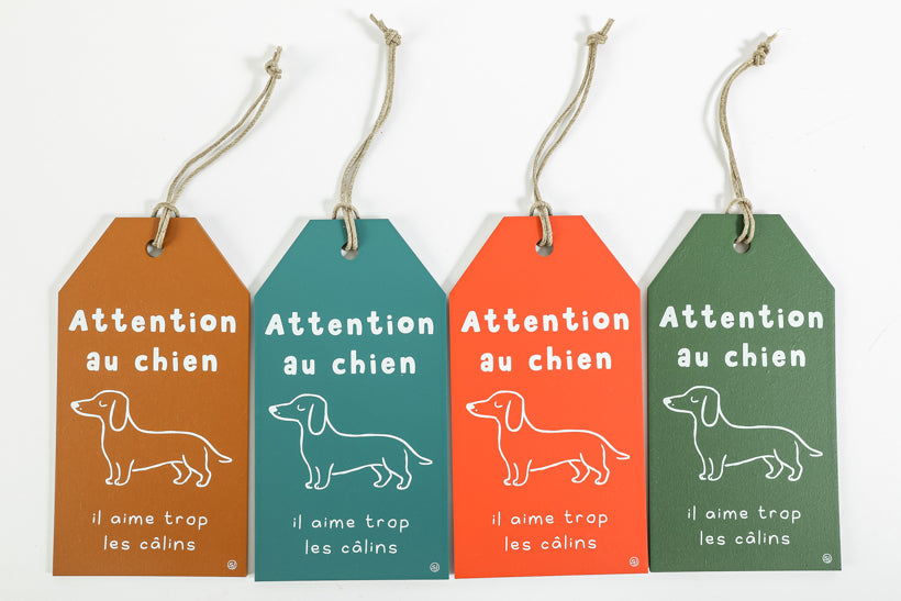 Pancarte message attention au chien