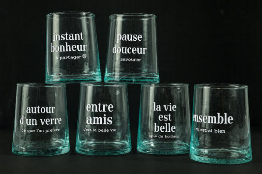 6 verres Beldi gm autour d'un verre
