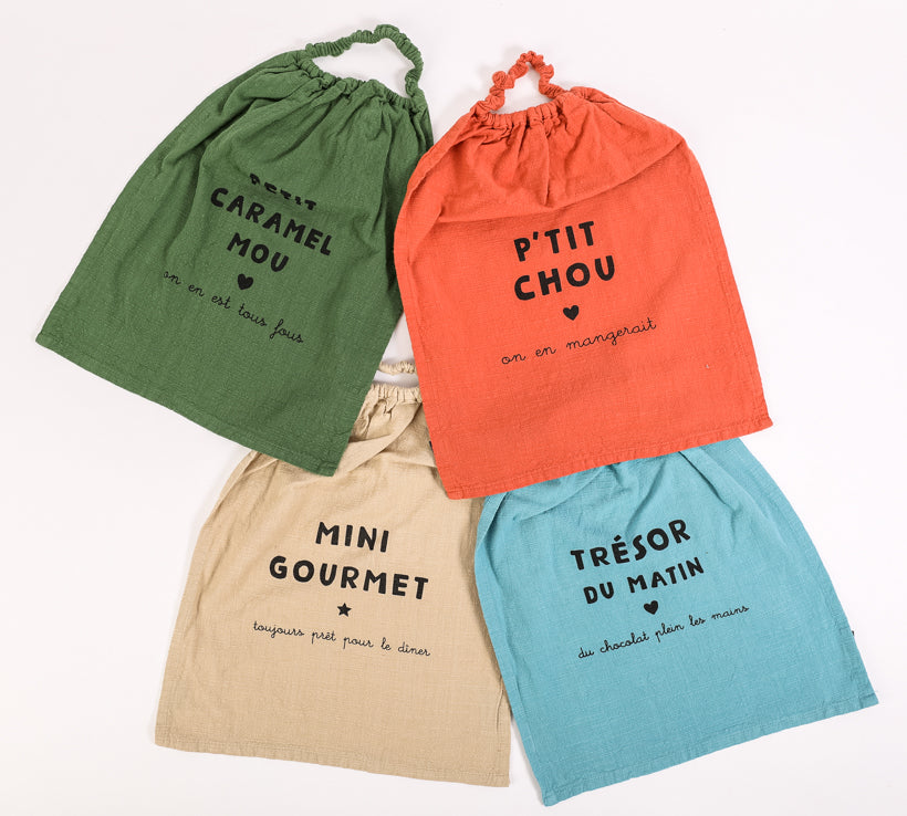 Lot de 4 bavoirs p'tit chou