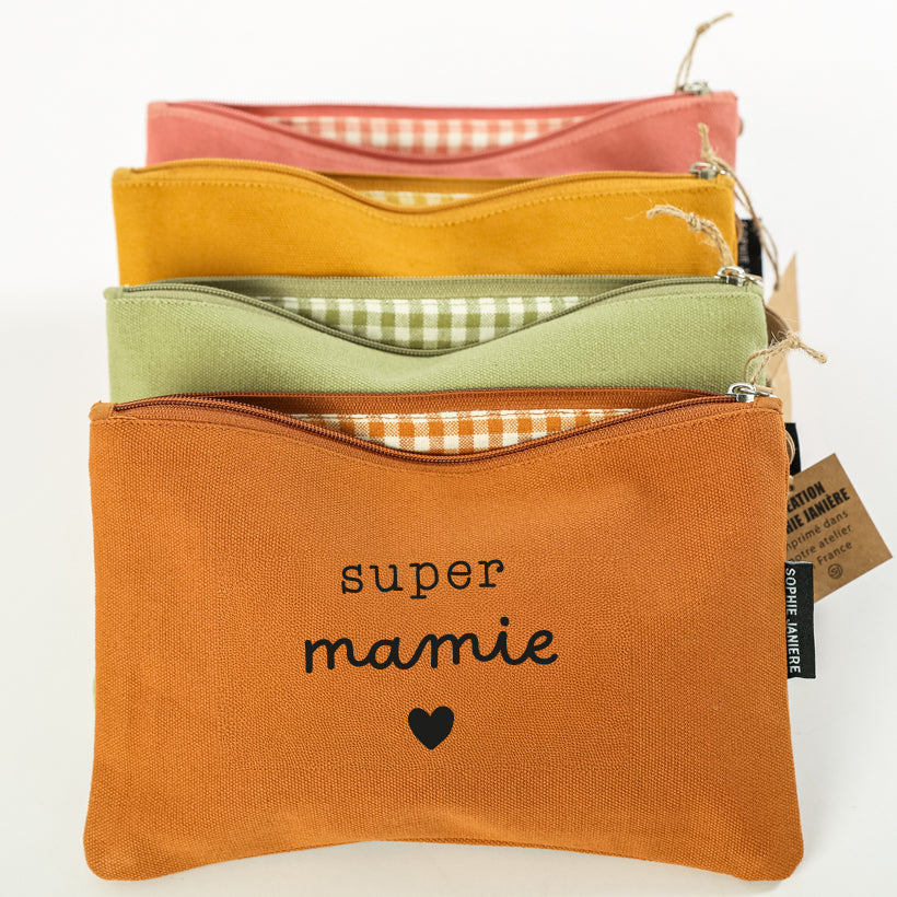 Trousse plate super mamie